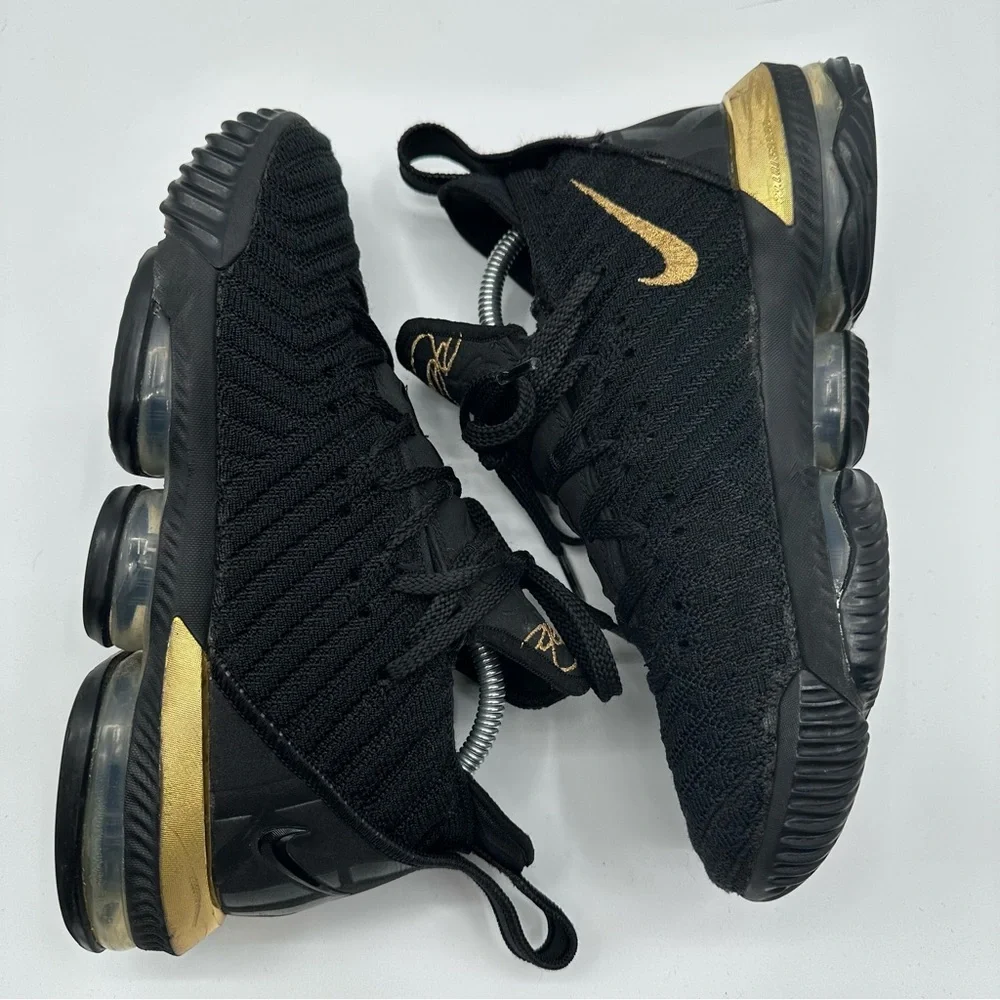 NIKE LEBRON XVI 16 